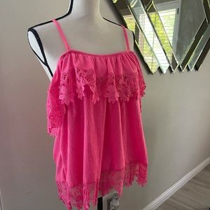 Sleeveless ruffle blouse